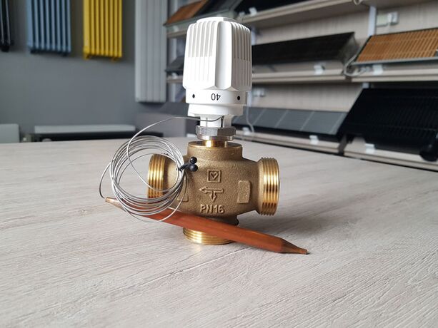 Трехходовой клапан с термоголовкой Herz