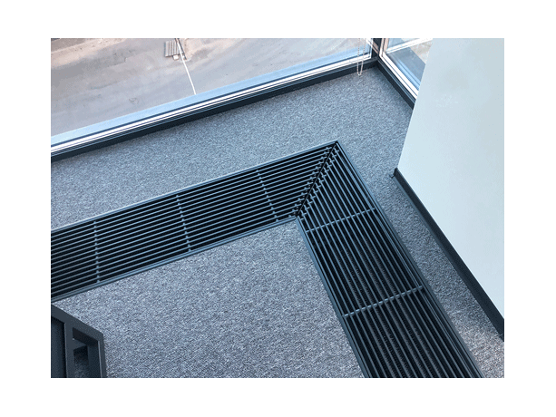 Внутрипольный конвектор Carrera M Black 65